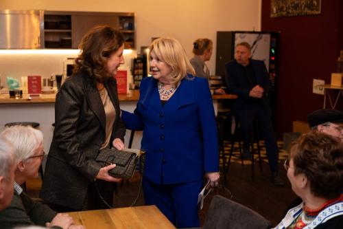 Pauze en kennismaking met de minister