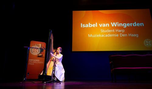 Plaatsnemen in de zaal en intro