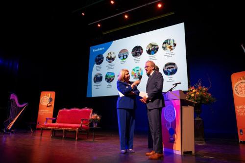 Uitreiking van de prijs